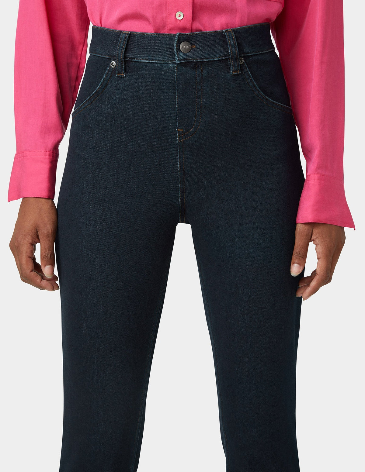 Hue Ultra Soft Denim Baby Bootcut - Black Indigo Wash