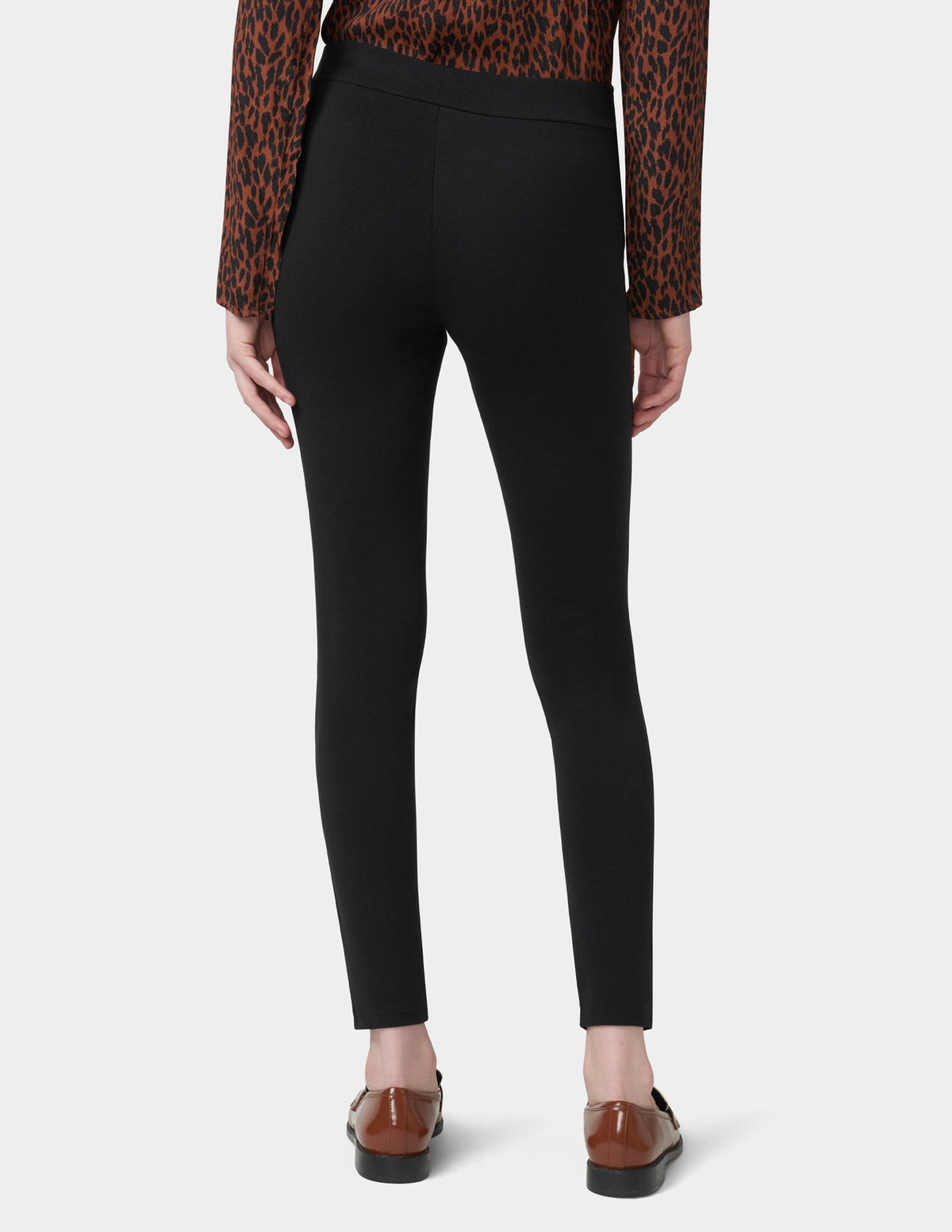 Hue Wide Waistband Blackout Cotton Leggings - Black