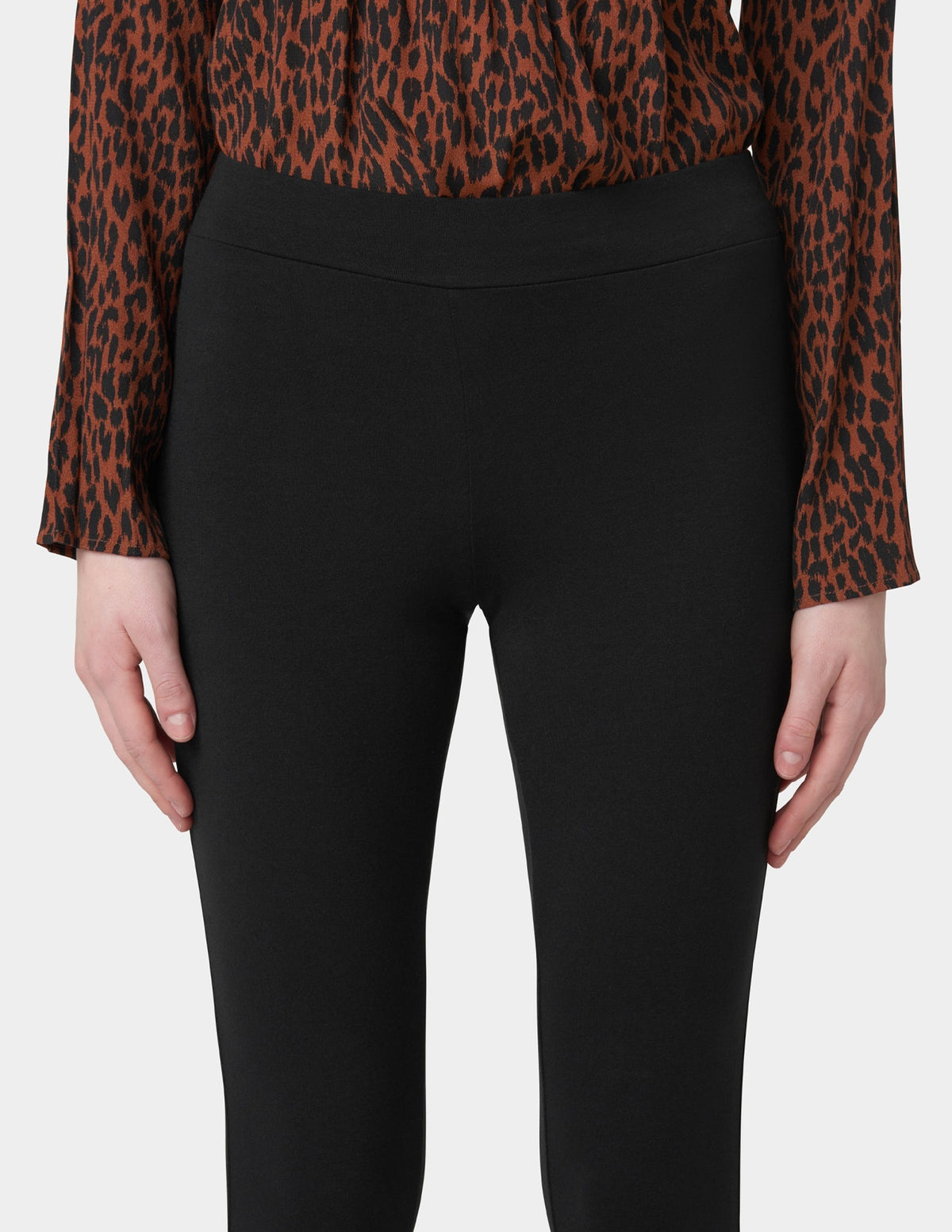 Hue Wide Waistband Blackout Cotton Leggings - Black