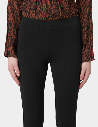 Hue Wide Waistband Blackout Cotton Leggings - Black