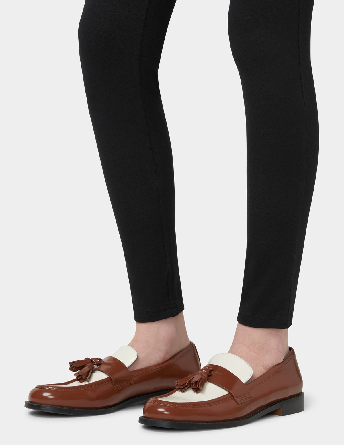 Hue Wide Waistband Blackout Cotton Leggings - Black