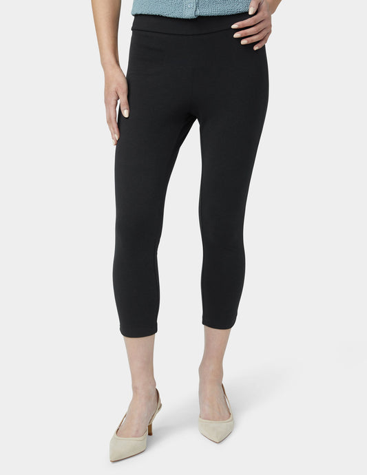 Hue Wide Waistband Blackout Cotton Capri - Black
