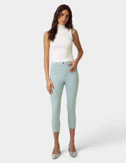 Hue Hi-Rise Ultra Soft Denim Capri Legging - Gray Mist