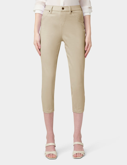 Hue Hi-Rise Ultra Soft Denim Capri Legging - White Pepper