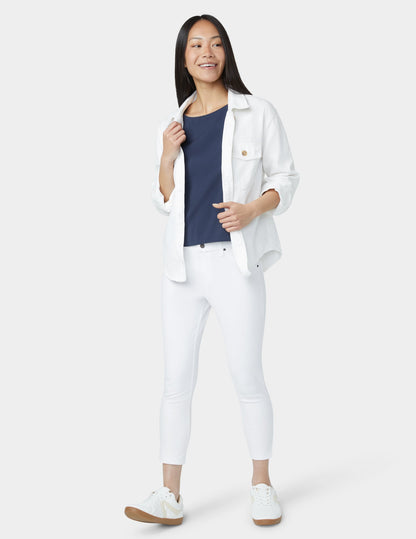 Hue Essential Denim Mid-Rise Capri - White