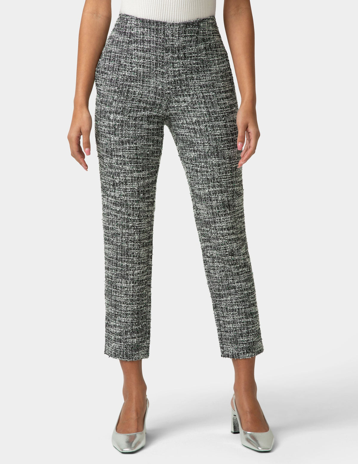 Hue Stretch Boucle Skimmer - Black