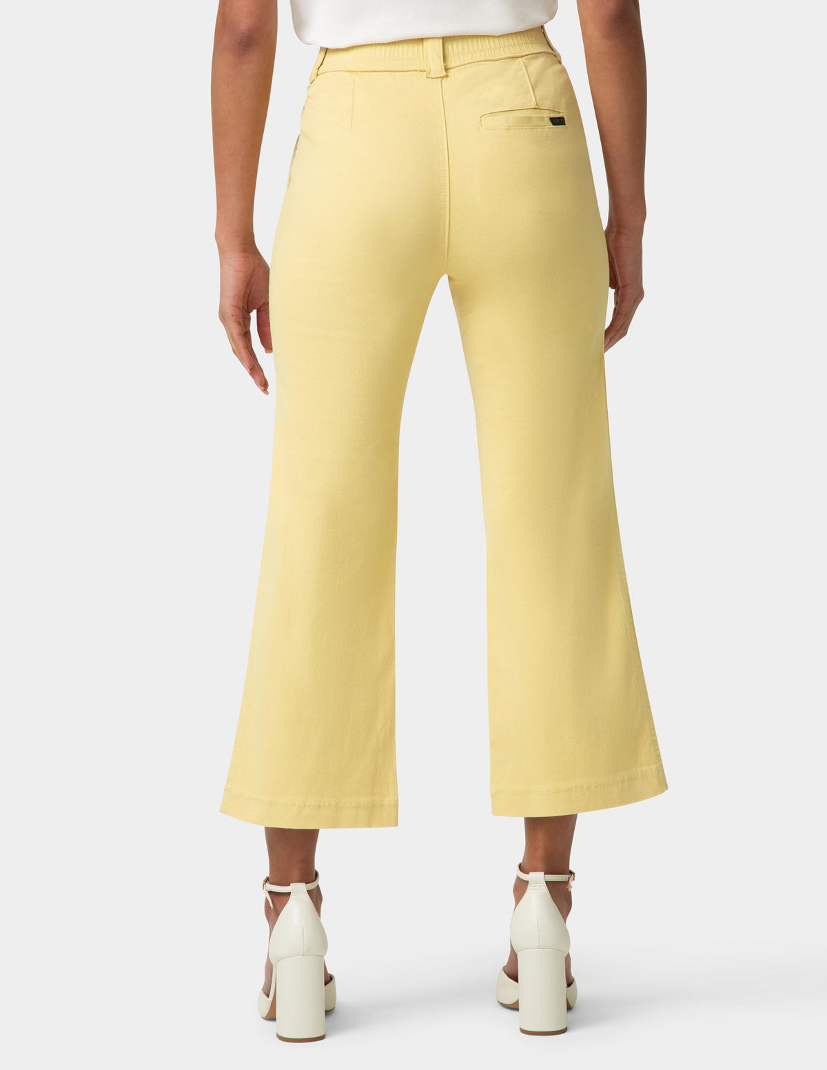 Hue Ultra Stretch Chino Kick Flare Pant - Straw