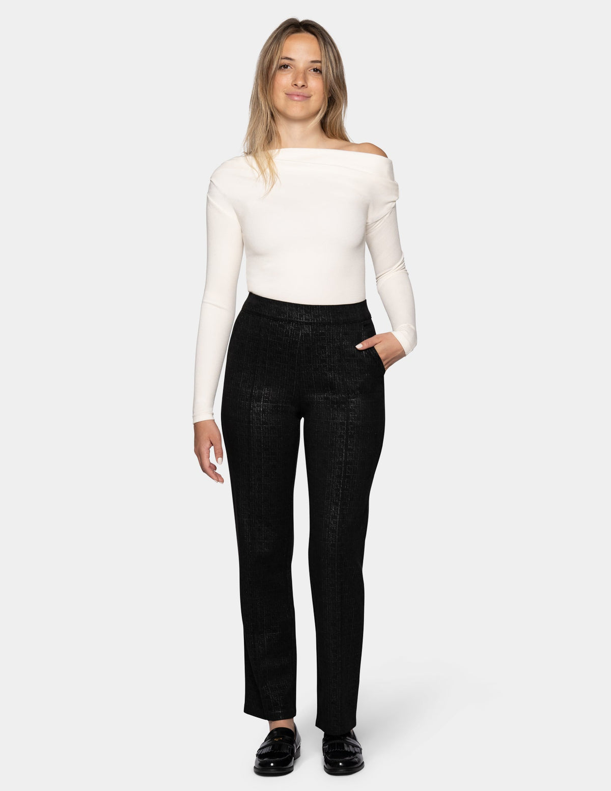 Hue Faux Suede Metallic Geo Pant - Black